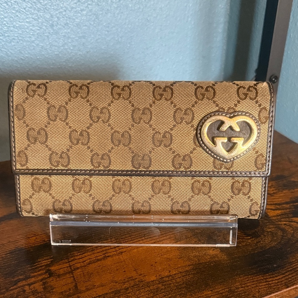 Gucci Tan Monogram Wallet with Gold Heart